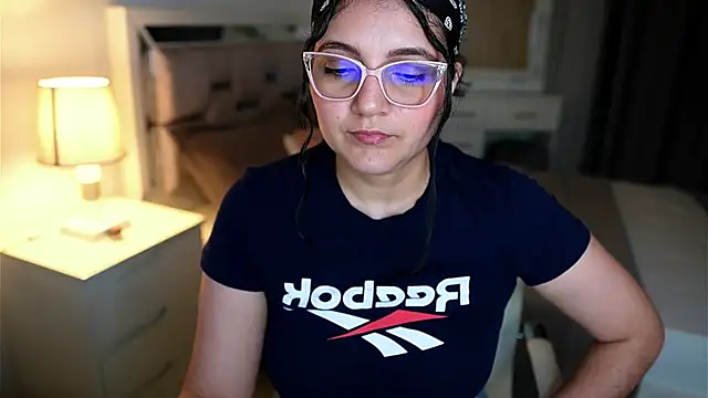 Онлайн чат XXX Camilaa_bueno