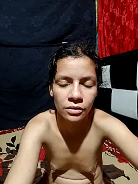 Dapher_Rogerr লাইভ XXX চ্যাট