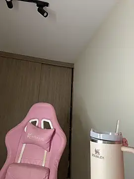 lunablossom_n Live XXX chat