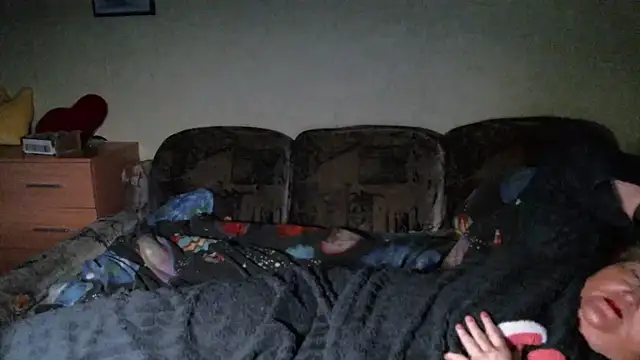 Lana555: διαδικτυακό σόου στην κάμερα