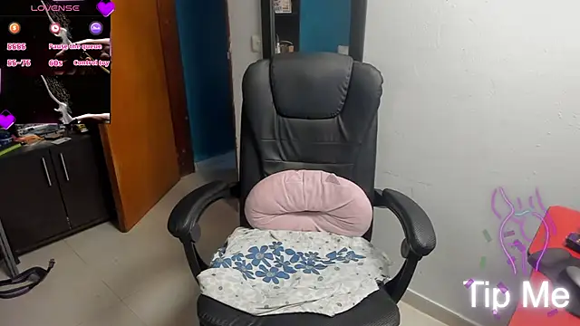 Živý XXX chat peanut_tangerine