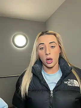 Strongqueen – Live XXX-chat