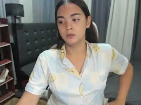 TinyCock_Rein Pertunjukan Webcam