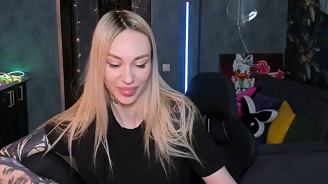 Blckmirrorr's Live XXX Chat