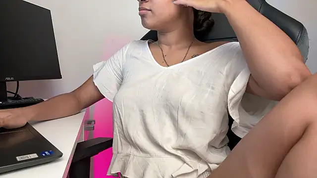 Chatroom XXX en direct de Euthymia