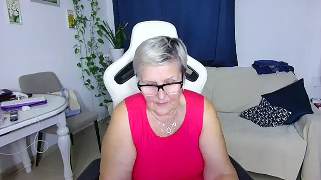 Selenna57 Adlı Modelin Canlı XXX Sohbeti