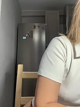 แชท XXX สดของ Kittie_Valentine