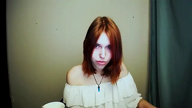 XXX chat uživo modela GuessMe___