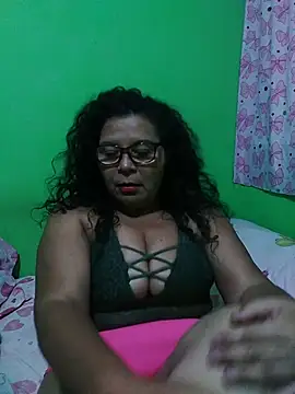 Amarantha25 现场XXX聊天