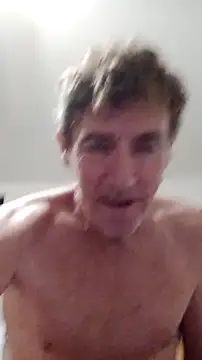 MrSugarballs: διαδικτυακό σόου στην κάμερα