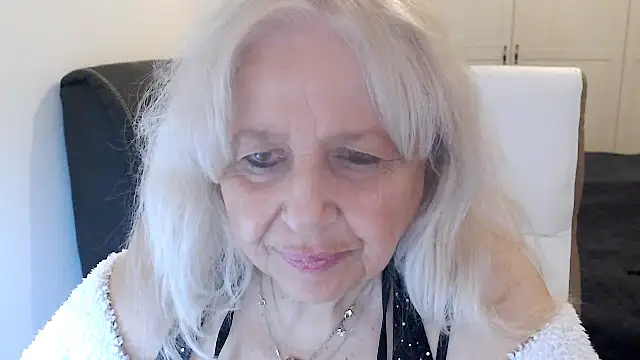 SusiLifeXXX Show in webcam