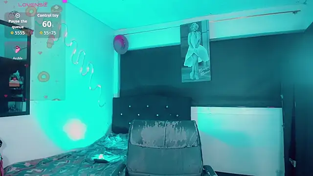 Kendall_hornyy – Live XXX-chat