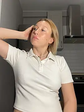 Kittie_Valentine élő XXX-chatje