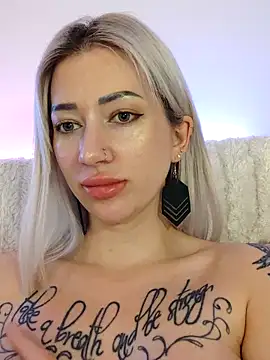 Gina-Lumara 라이브 XXX 채팅