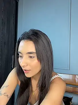 Chat +18 de Zafira_Montiel ao vivo