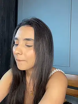 Zafira_Montiel: онлайн-секс-чат