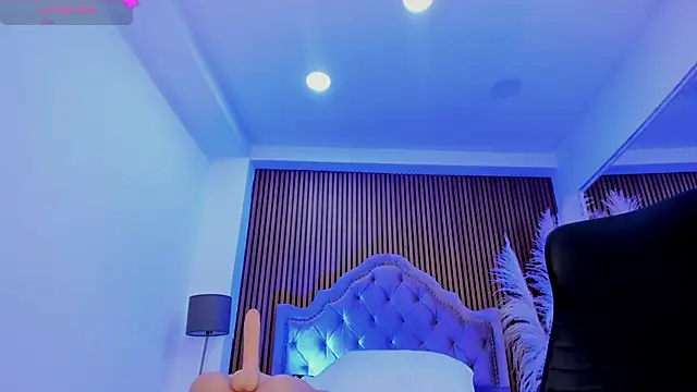 SelenaStonne Live XXX-Chat