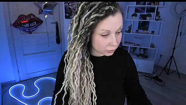 Chat +18 de HoneySallyMoore ao vivo