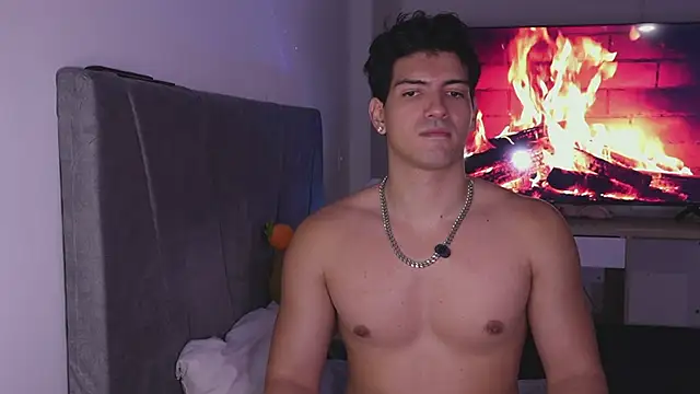 Pokazy przed kamerką – bbbeachboy