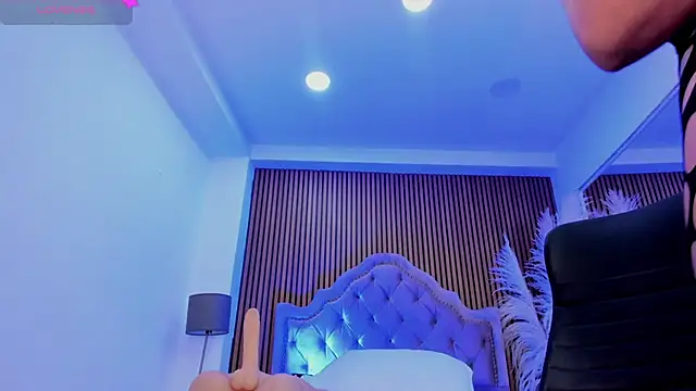 SelenaStonne – Live XXX-chat