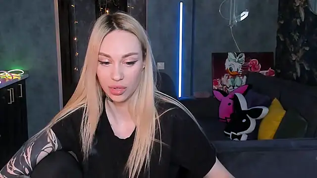 Blckmirrorr élő XXX-chatje