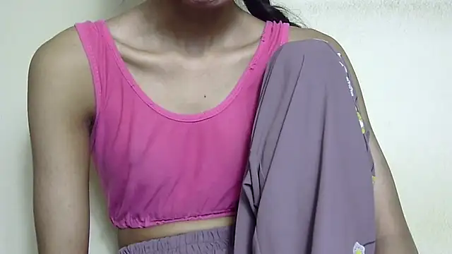 Chat XXX ao vivo de Anu_tiny