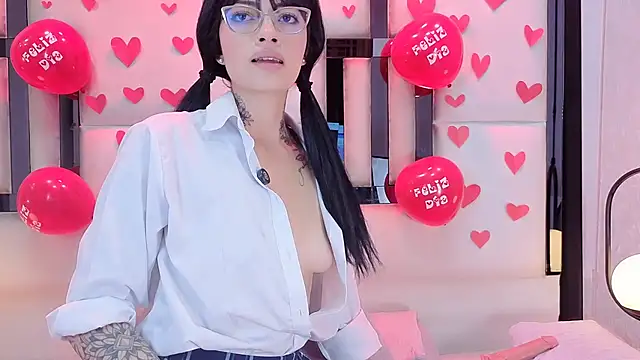 JuneCollins – webcam-show