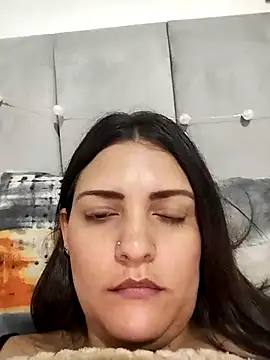 Mia_Hampton লাইভ XXX চ্যাট