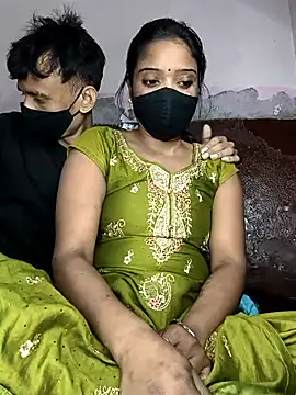 couplegk71 Show in webcam