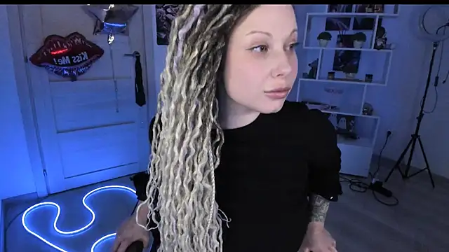 HoneySallyMoore's Live XXX Chat