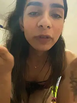 Show modela Jasmine_Shemale na web-kameri