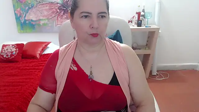 leonela_69: онлайн-секс-чат