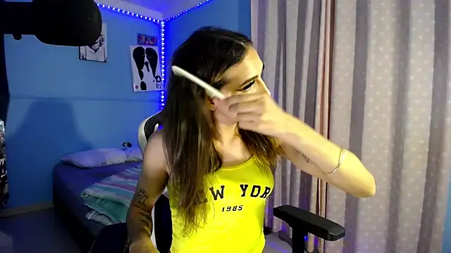 charlottesexxx 网络视讯表演