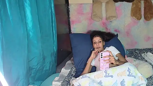 Czat XXX na żywo – _Indian_Shy_Baby_1