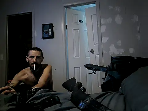 Bi_curious86 Live XXX Chat