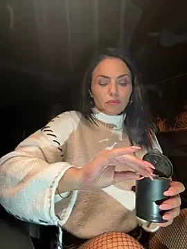 KimKelly13 现场XXX聊天