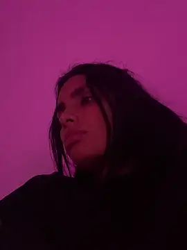 DeuxGold élő XXX-chatje