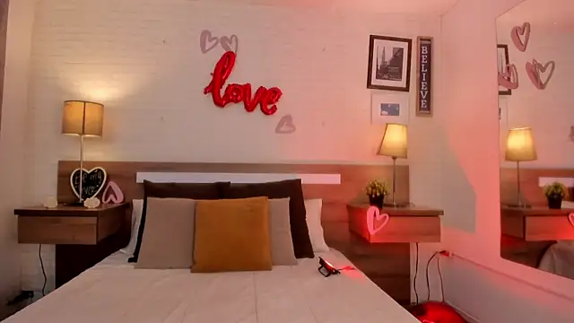 JenniferAuriston Chat XXX in diretta