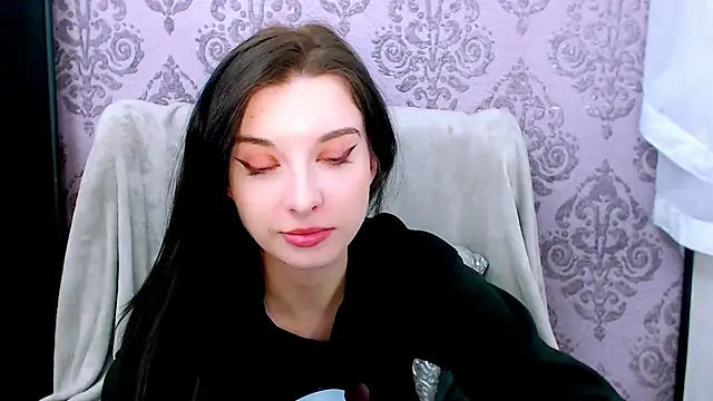 DominantLuna Chat XXX in diretta