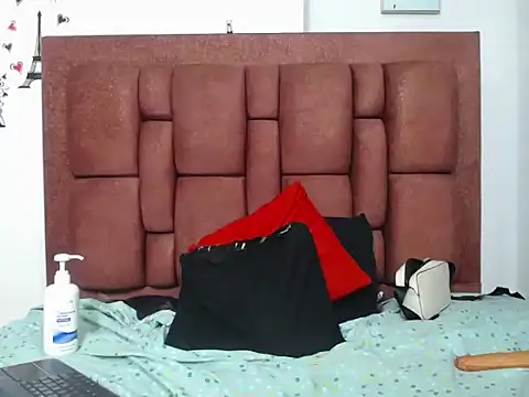 varascott 现场XXX聊天