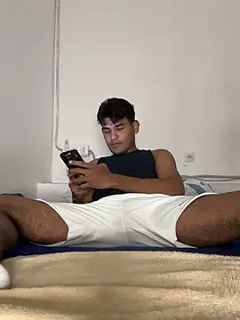 DavShi Live XXX Chat