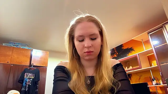 RoseBakeer Show in webcam