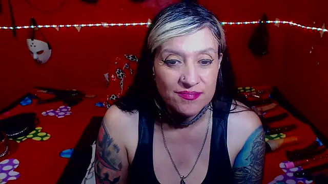 Chat XXX ao vivo de MATURE_Randy