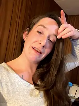 Mini_And_The_Bear's Live XXX Chat