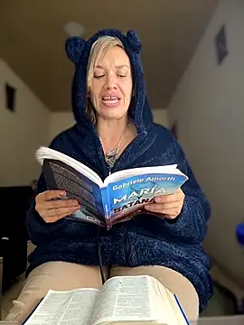 MARILYNRICHTER: онлайн-секс-чат