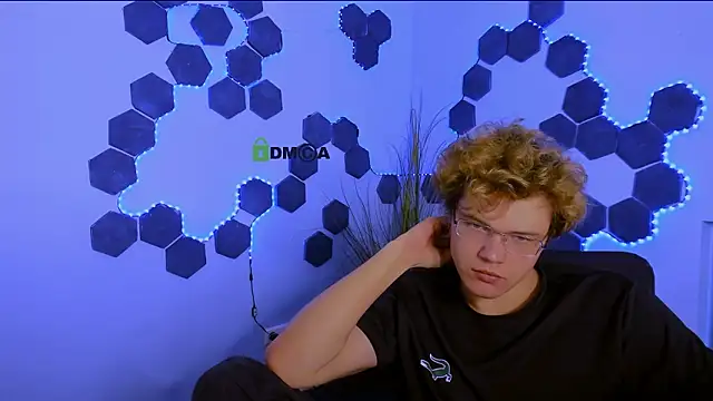 Chat +18 de lucas_long_ ao vivo