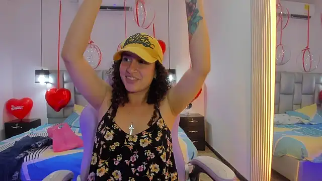 NoaMalak7: απευθείας συνομιλία ΧΧΧ