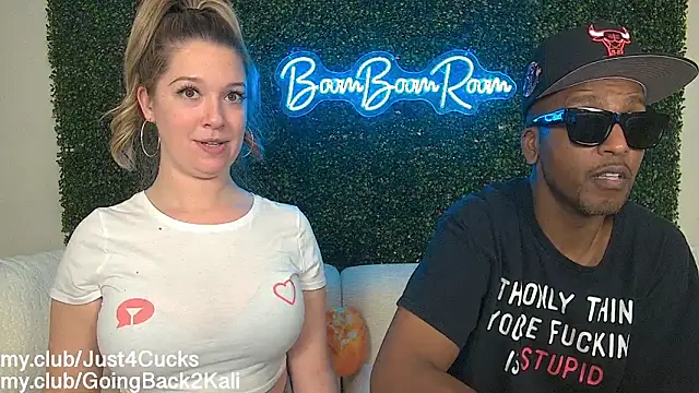 Chat XXX ao vivo de boomboomr00m