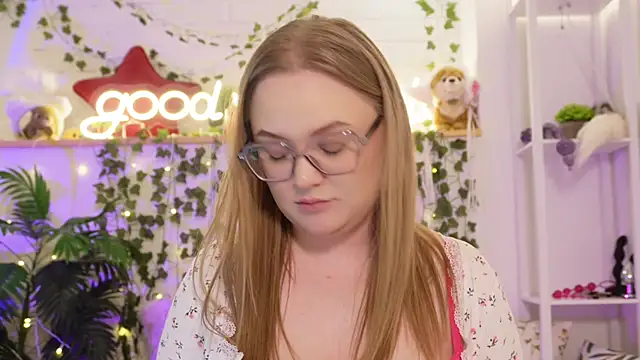 دردشة MonicaAsis الجنسية المباشرة