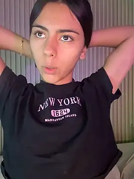 Lilybeeth Pertunjukan Webcam